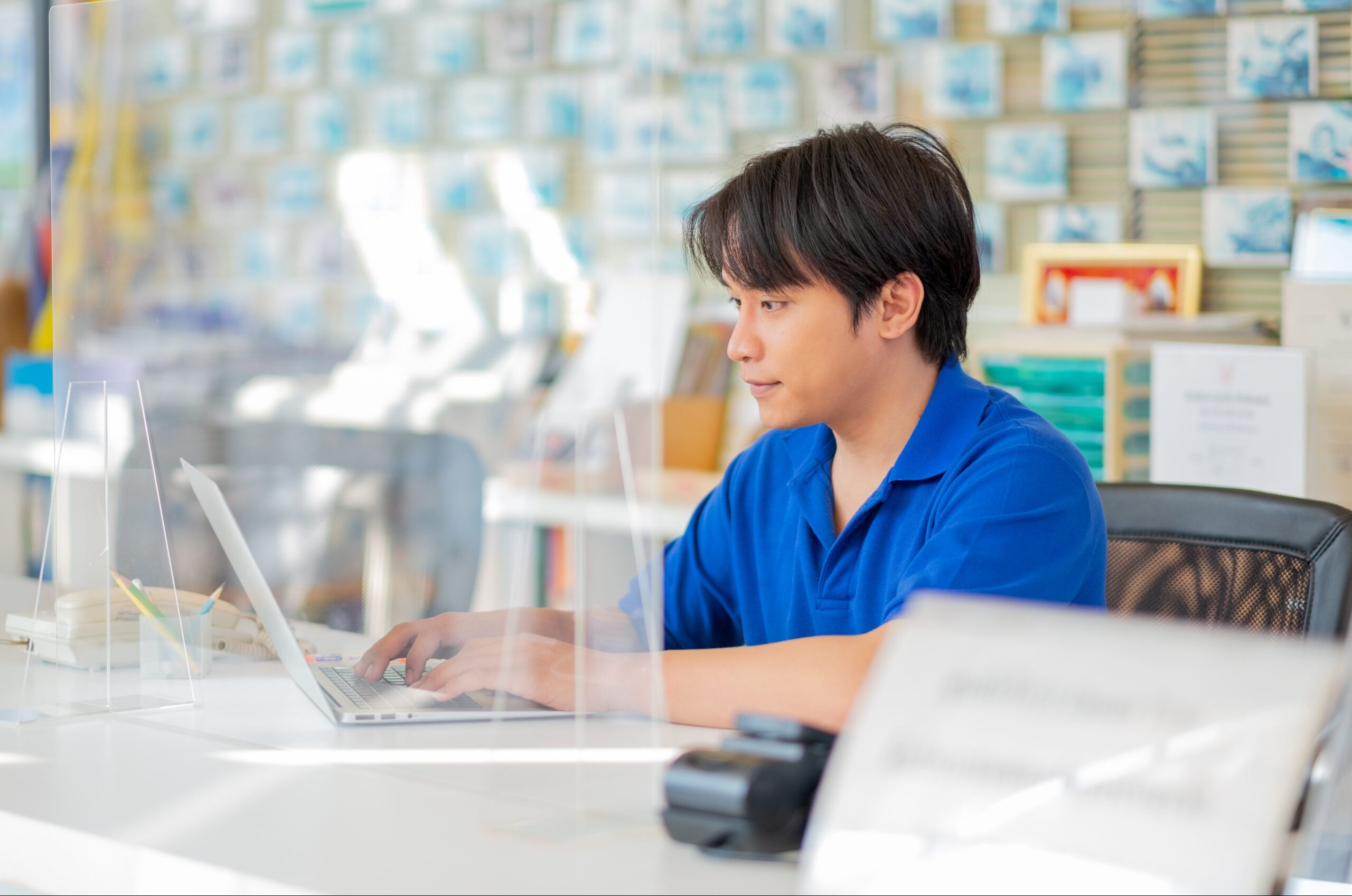 asian-worker-or-employee-man-work-at-reception-are-2022-01-19-00-11-57-utc (1)
